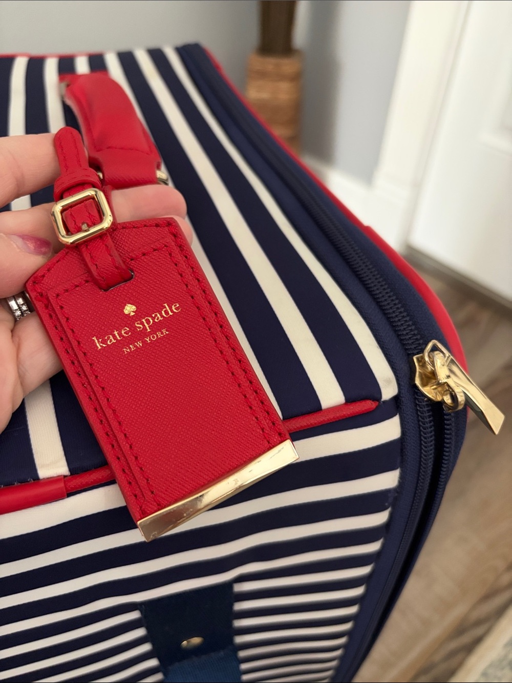 Kate Spade Luggage Set with matching Make-up Bags - Picture 6 of 9